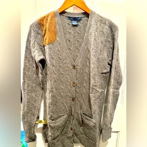 Ralph Lauren wool/cashmere shoulder suede patch grey cardigan. Size Medium.